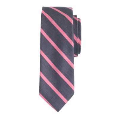 Thin-stripe tie