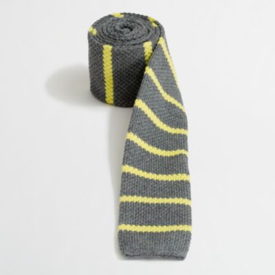Factory wide-stripe knit tie