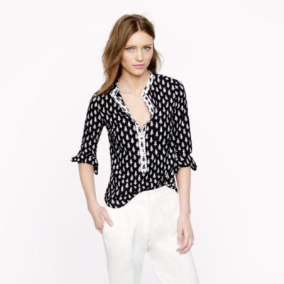 Pre-order collarless shirt in thistle print