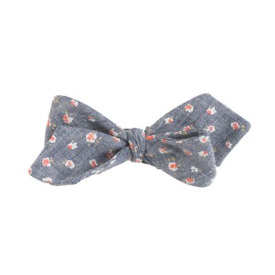Chambray bow tie in floral print