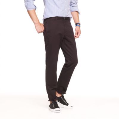 Essential chino in urban slim fit