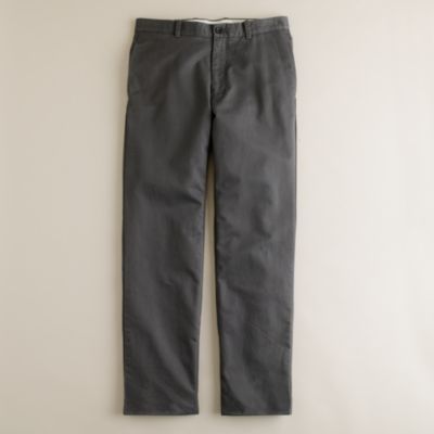 Essential chino in classic fit
