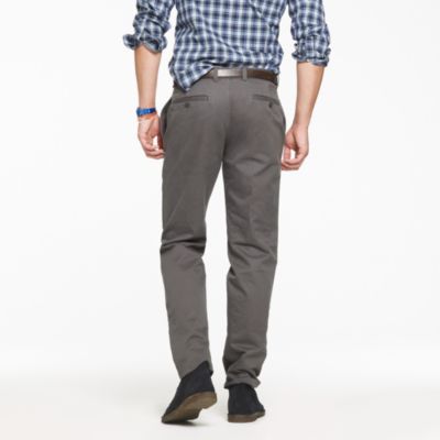 Essential chino in classic fit