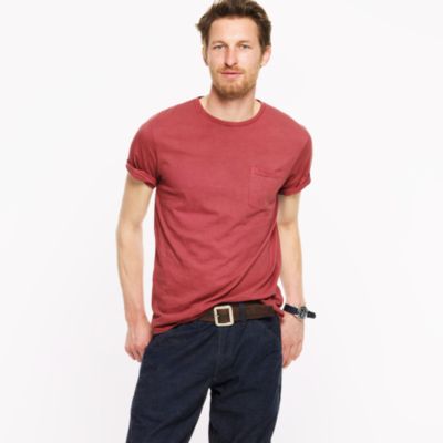 Hand-dyed pocket tee in madder