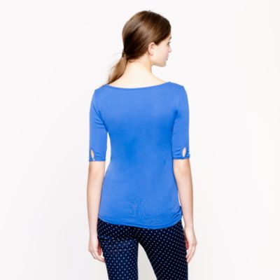Perfect-fit boatneck button tee