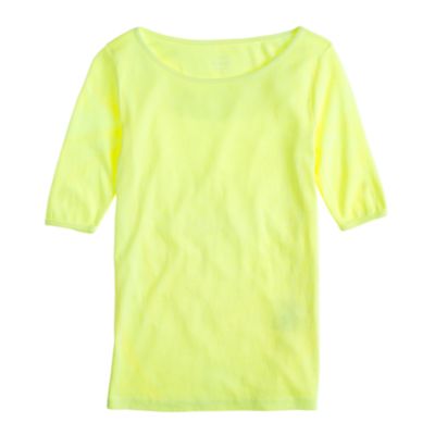 Perfect-fit boatneck button tee