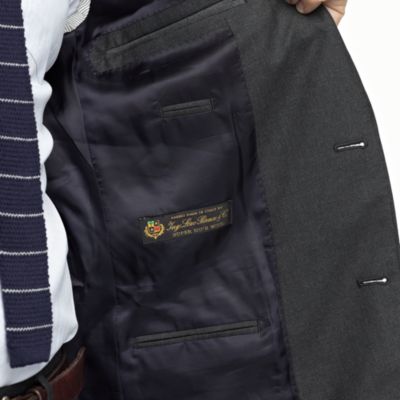 Aldridge two-button suit jacket with center vent in Italian wool