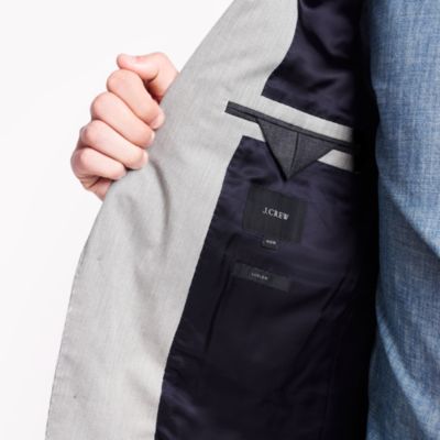 Ludlow suit jacket with center vent in fine-stripe cotton