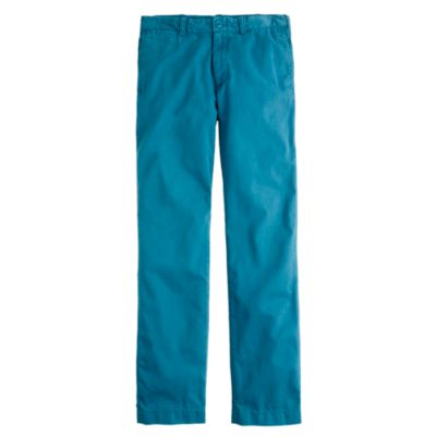 Sun-faded chino in urban slim fit