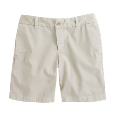 Broken-in boyfriend chino short