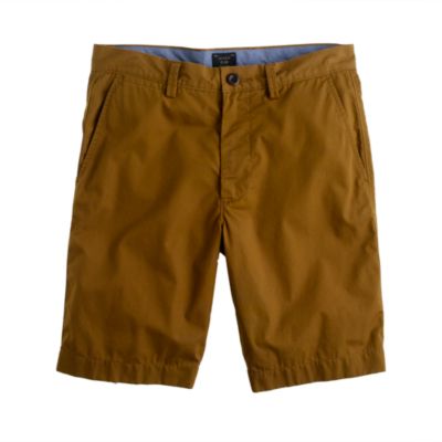 9" club short in lightweight chino