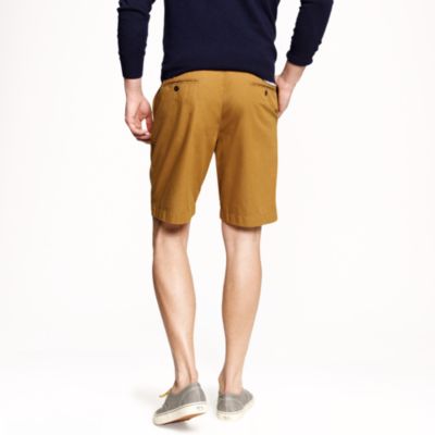 9" club short in lightweight chino