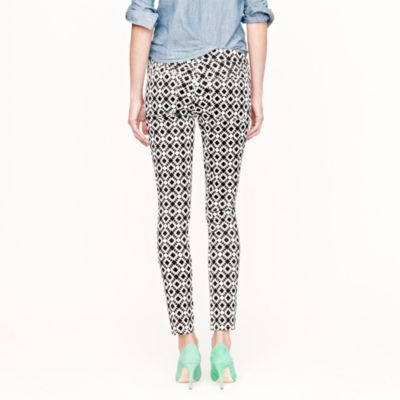 Toothpick jean in geometric print