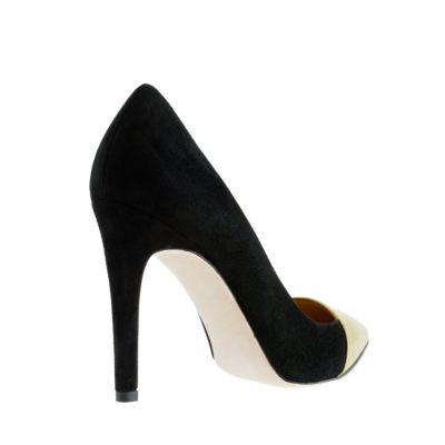 Sasha suede pumps