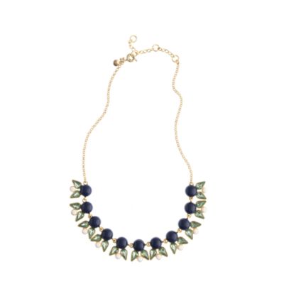 Pearls and petals necklace