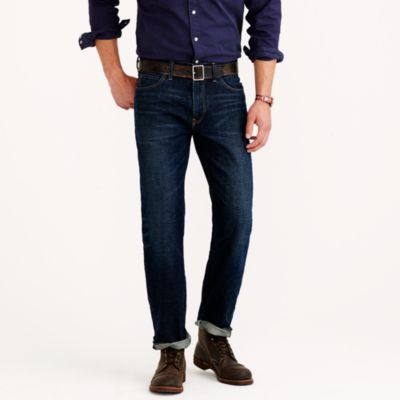 Straight-fit jean in dark worn wash