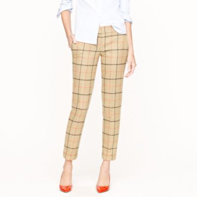 Caf&eacute; capri in camel plaid