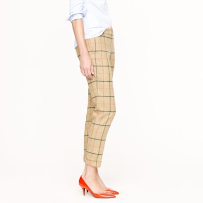 Caf&eacute; capri in camel plaid