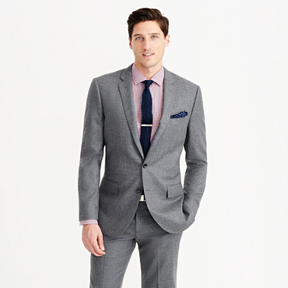 Ludlow two-button suit jacket with double-vented back in Italian wool flannel