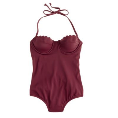 Scalloped underwire tank