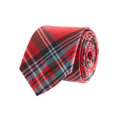 Tartan cotton tie in vintage barn and green