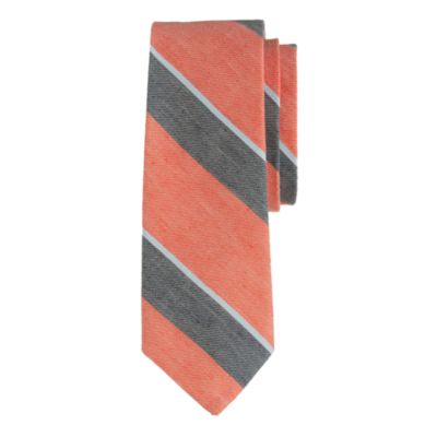 Broad multistripe tie