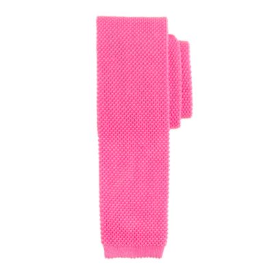 Solid knit tie<BulletPoint></BulletPoint>