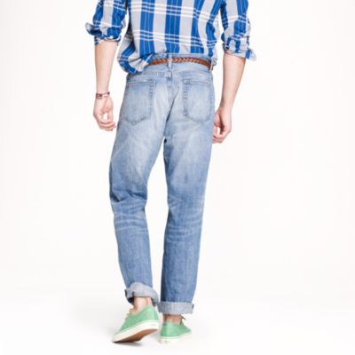 Relaxed jean in light indigo wash