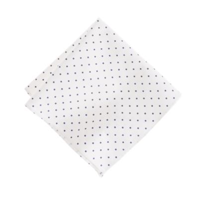 Large-dot pocket square