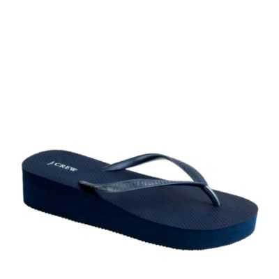 Skinny wedge flip-flops