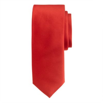 Solid satin tie