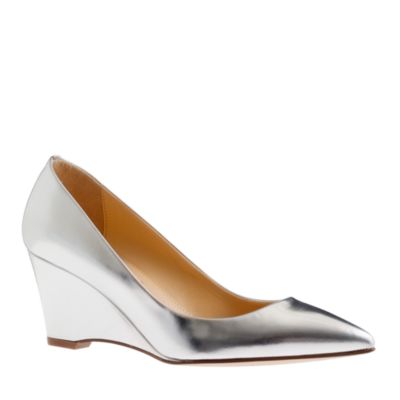 Everly metallic wedges