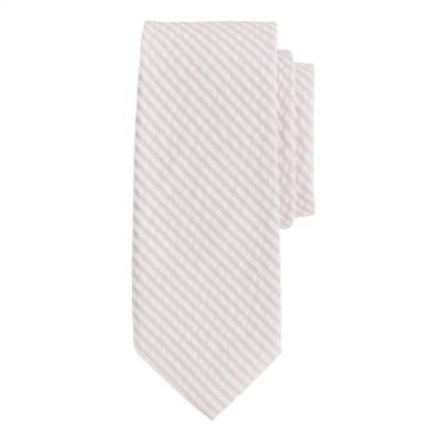 Seersucker tie<BulletPoint></BulletPoint>