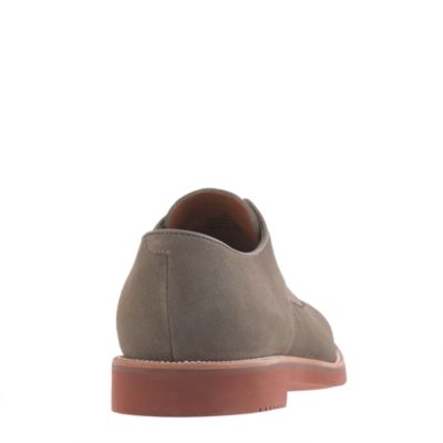 Kenton suede bucks