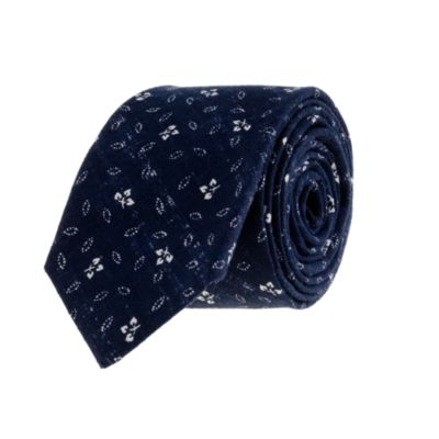 Flyweight denim dotted leaves tie