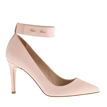 Ankle-cuff pumps
