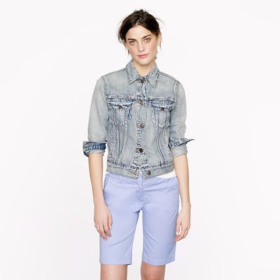 Lightweight bermuda short