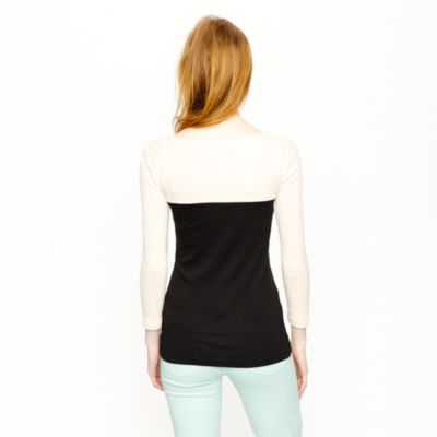 Perfect-fit colorblock tee