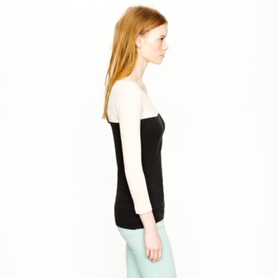 Perfect-fit colorblock tee