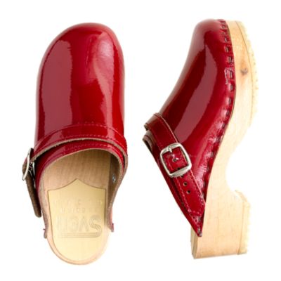Girls' patent leather Sven&reg; clogs