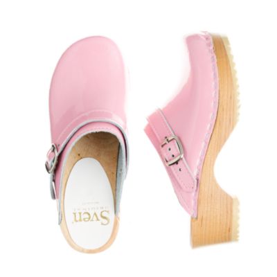 Girls' patent leather Sven&reg; clogs