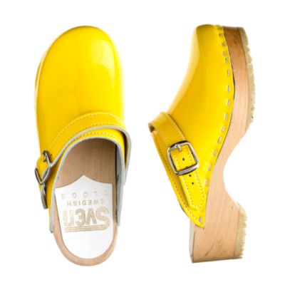 Girls' patent leather Sven&reg; clogs