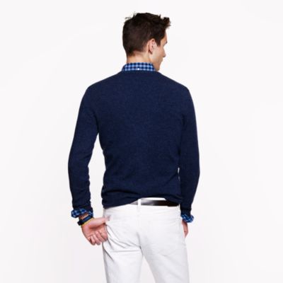 Slim cashmere V-neck sweater