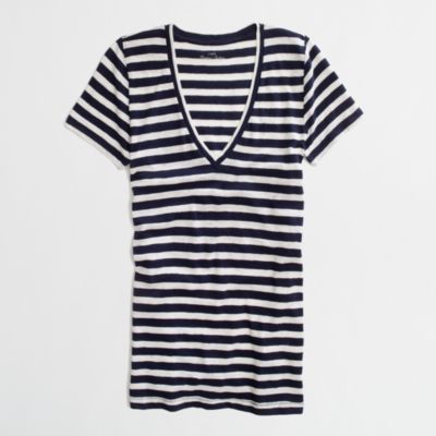 Factory layering v-neck tee in stripe