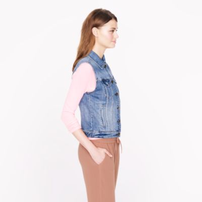 Denim vest in workwear wash