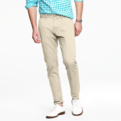 Essential chino in 484 slim fit