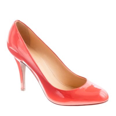Mona patent pumps