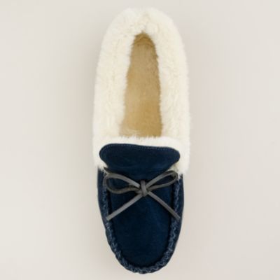 Lodge moccasins
