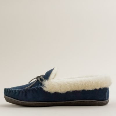 Lodge moccasins