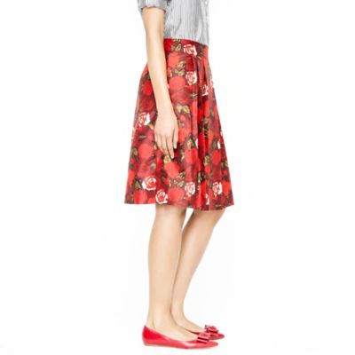 Silk pleat skirt in crimson floral